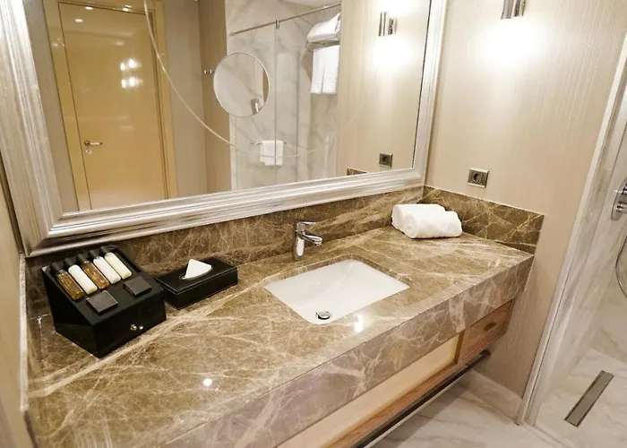 Hawthorn By Wyndham Airport