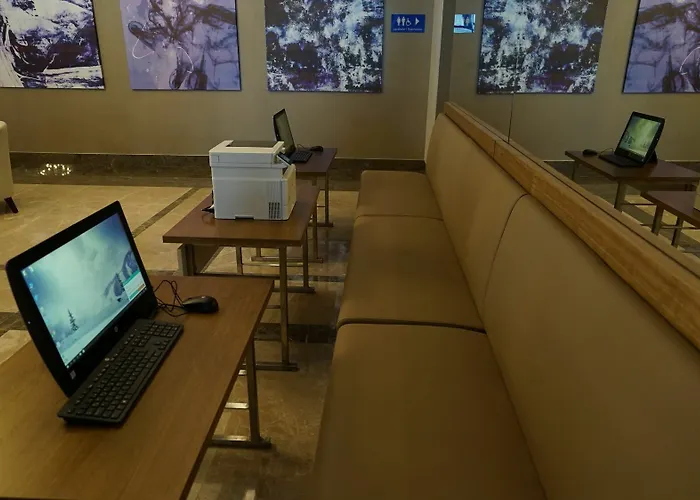 Hawthorn By Wyndham Airport Ξενοδοχείο Κωνσταντινούπολη