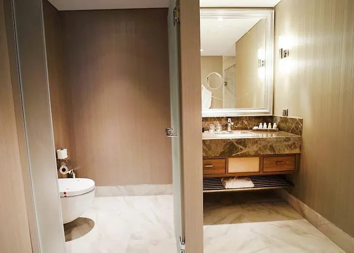 Hawthorn By Wyndham Airport Ξενοδοχείο