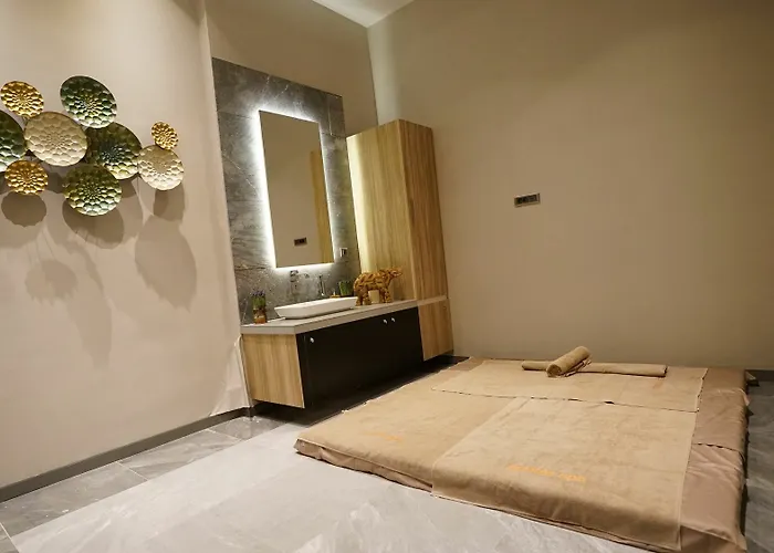 Hawthorn By Wyndham Airport 5*