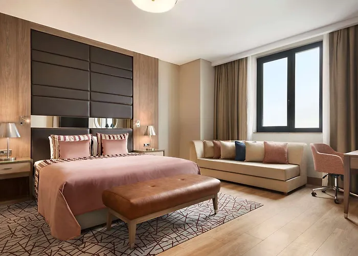 Hawthorn By Wyndham Airport