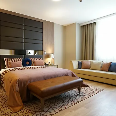 Hawthorn By Wyndham Airport Otel İstanbul